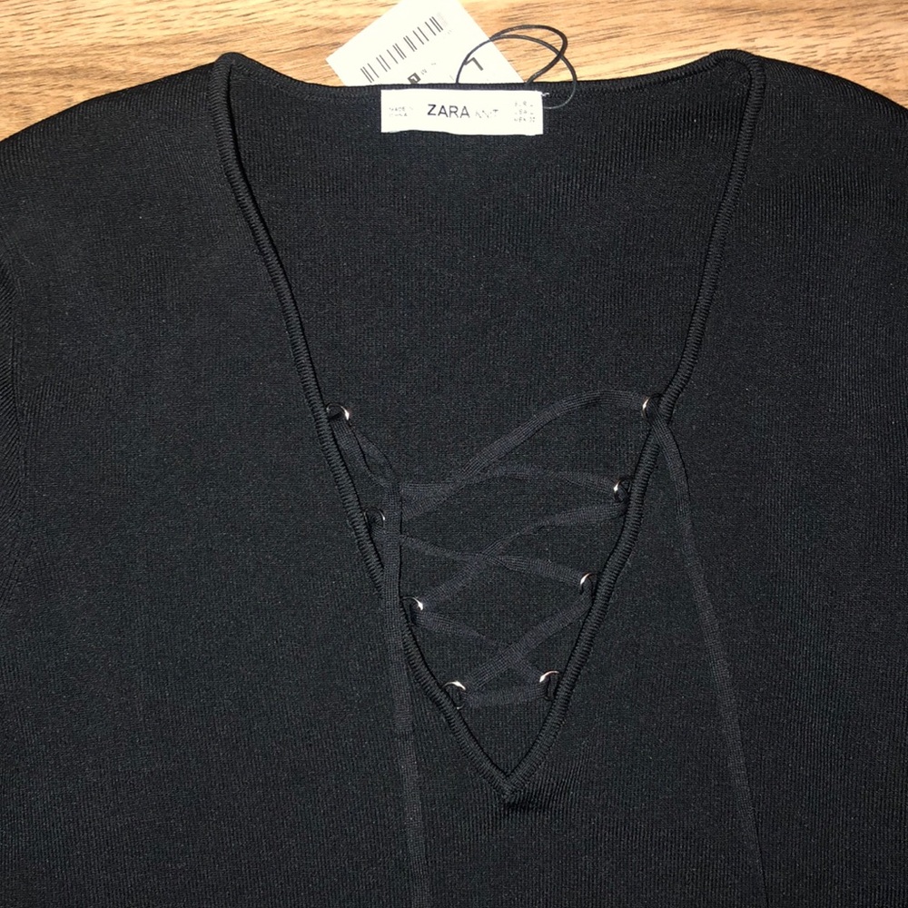 NEW!!! HP 🥳🥳Zara Black Low Cut Sweater with Ties - Picture 4 of 9